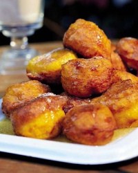 Deur: http://www.landbou.com/leefstyl/resepte/pampoenpoffertjies-met-karamelstroop