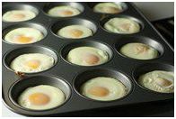 Eiers in muffin pan