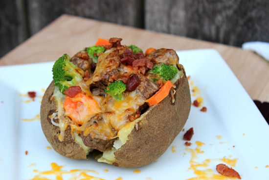 aartappel met oorskiet braaivleis