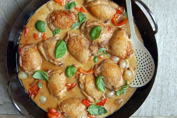 Hoenderpotjie met Roomsous