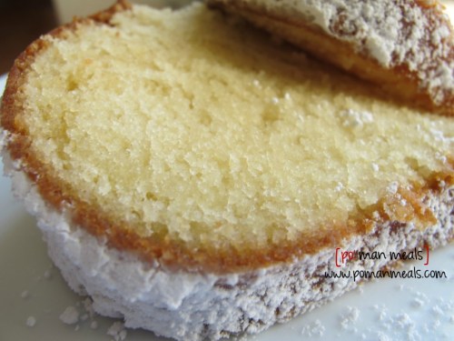 Joghurt vanilla koek Deur: http://www.pomanmeals.com/vanilla-yogurt-cake/