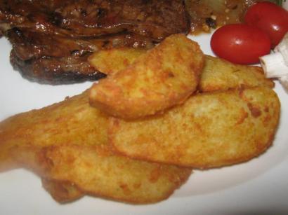 Potato wedges met meel en aromat